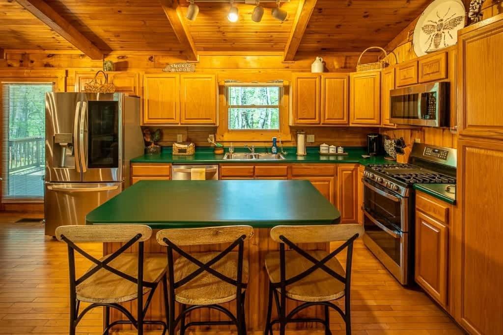 Cozy 'Grey Fox' Cabin Between Boone & בלואינג רוק מראה חיצוני תמונה