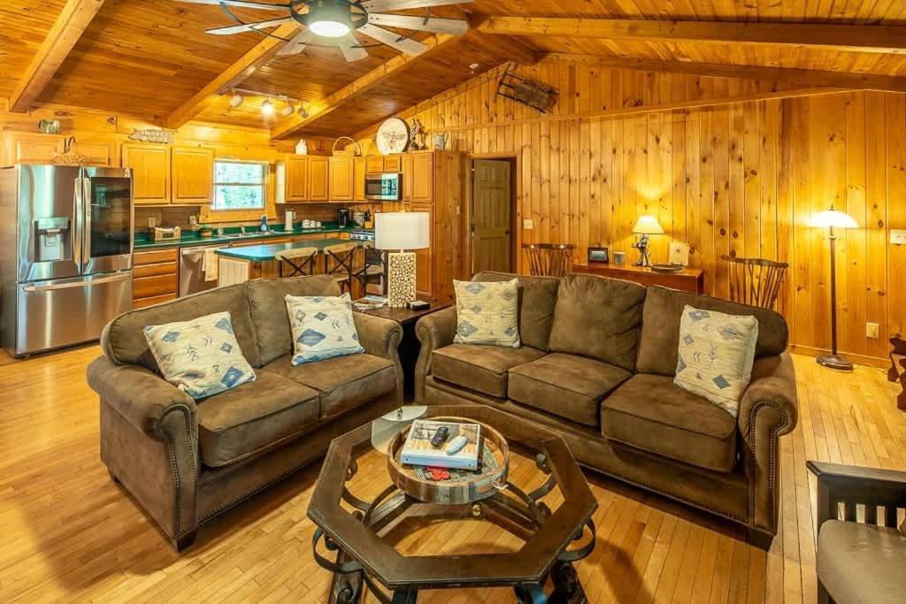 Cozy 'Grey Fox' Cabin Between Boone & בלואינג רוק מראה חיצוני תמונה